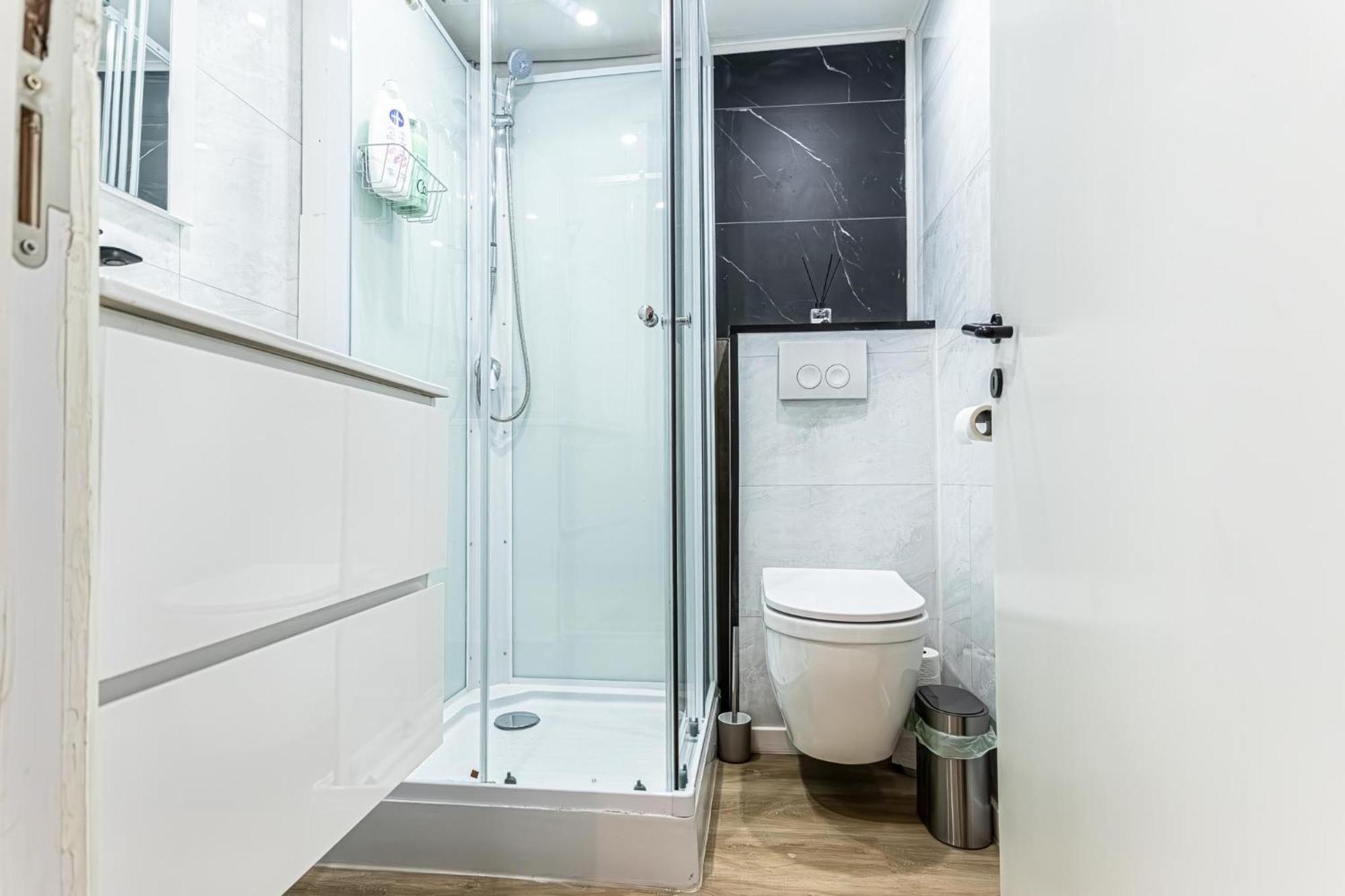 Spacious Shared 5Br Apt In The Heart Of Gent Exteriör bild